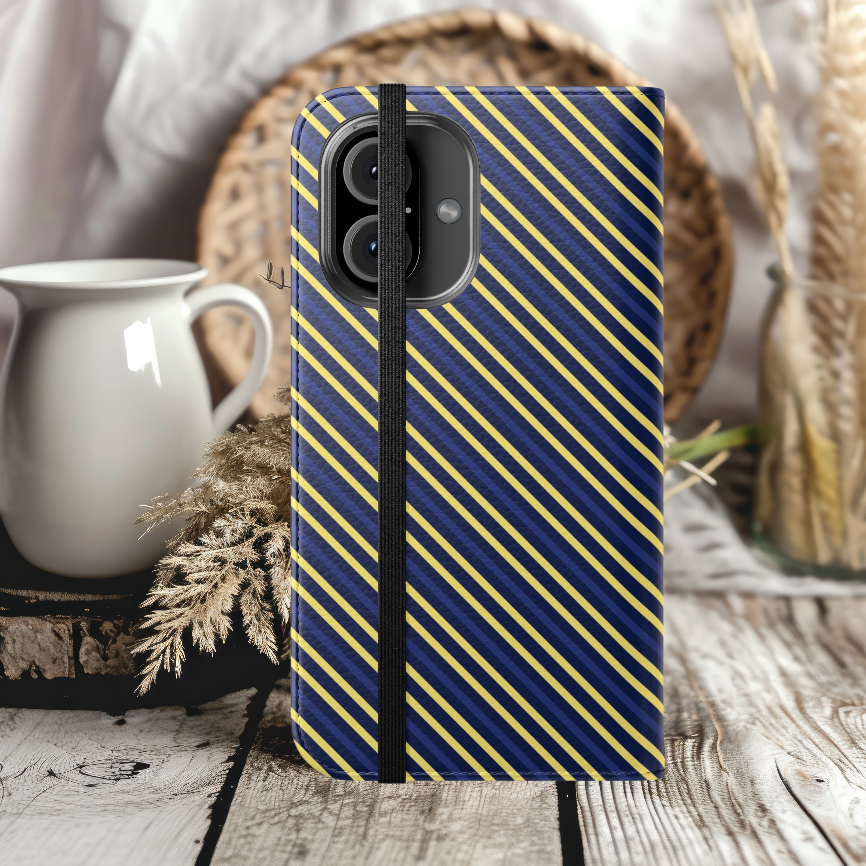 Stylish Flip Case for iPhone Samsung Elegant Wallet Flip Cover Trendy Phone Accessory Perfect Gift for Any Occasion